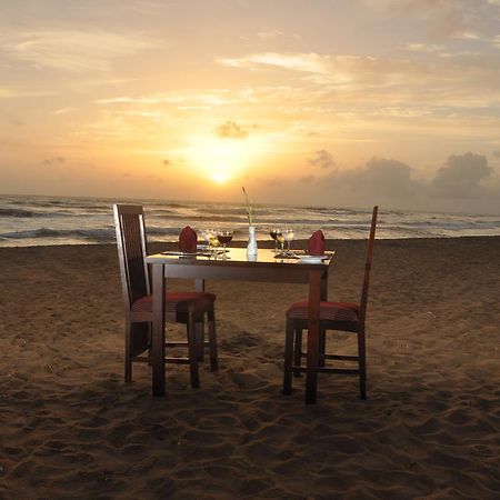 Laya Beach Wadduwa Exterior photo
