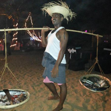 Laya Beach Wadduwa Exterior photo