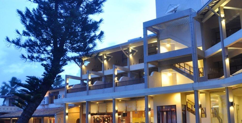 Laya Beach Wadduwa Exterior photo