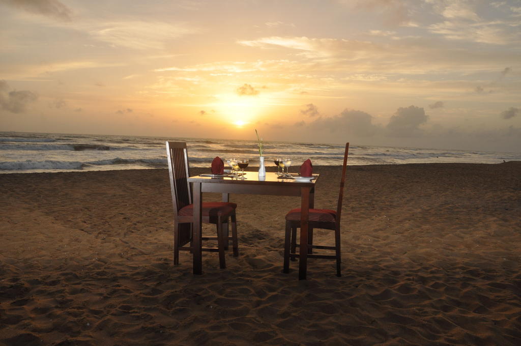 Laya Beach Wadduwa Exterior photo